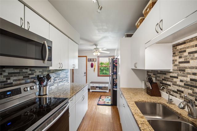 1705 Hillside Street, West Des Moines, IA 50265