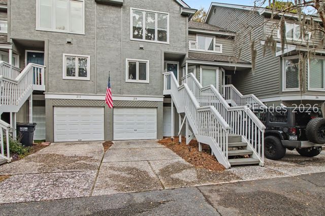 10 Yacht Cove Dr Apt 204, Hilton Head Island, SC 29928