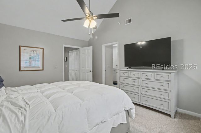 10 Yacht Cove Dr Apt 204, Hilton Head Island, SC 29928