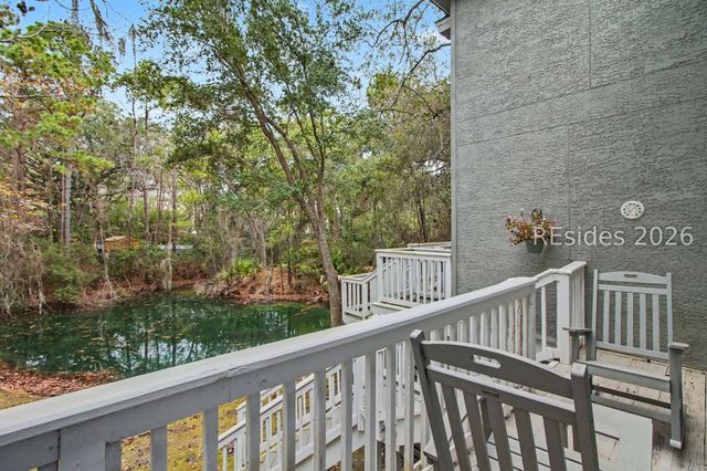 10 Yacht Cove Dr Apt 204, Hilton Head Island, SC 29928