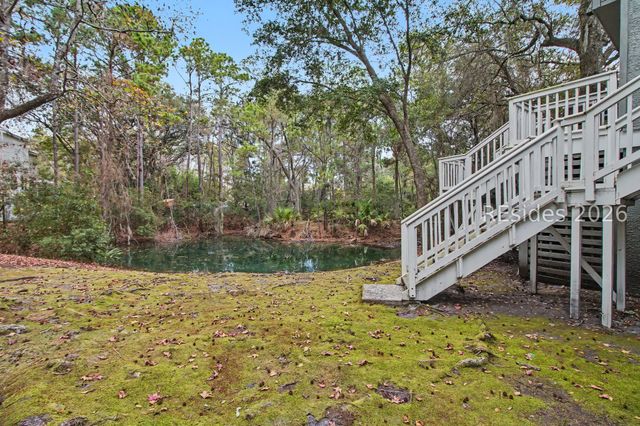 10 Yacht Cove Dr Apt 204, Hilton Head Island, SC 29928