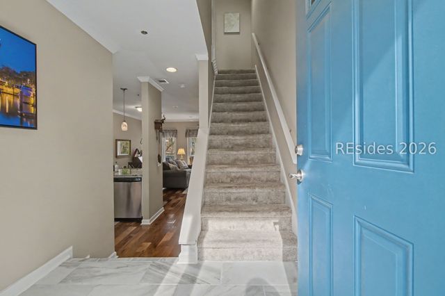 10 Yacht Cove Dr Apt 204, Hilton Head Island, SC 29928