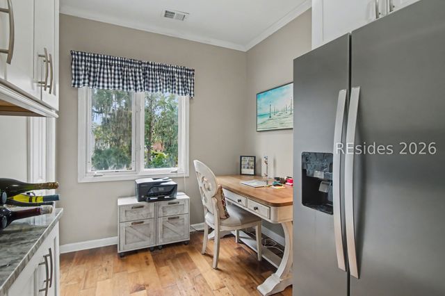 10 Yacht Cove Dr Apt 204, Hilton Head Island, SC 29928