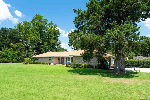 2963 Church St, Zachary, LA 70791