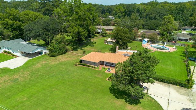 2963 Church St, Zachary, LA 70791