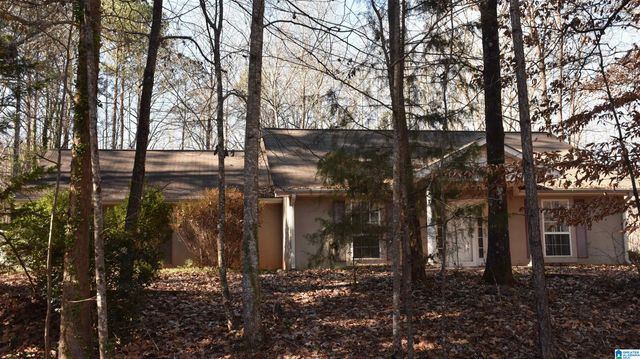 702 OLD ROCKFORD ROAD, Sylacauga, AL 35150
