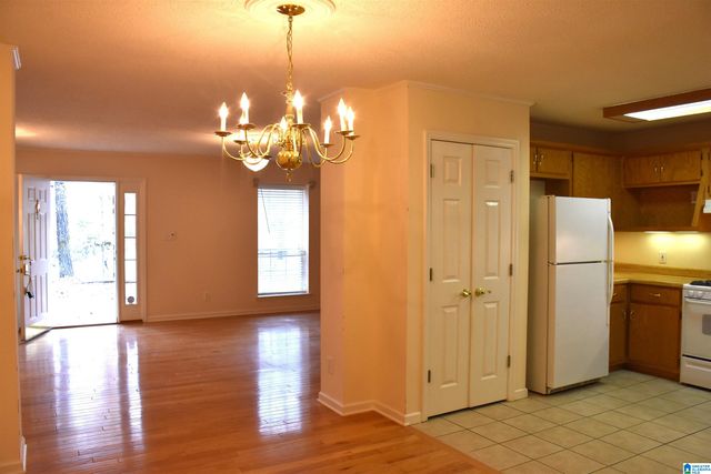 702 OLD ROCKFORD ROAD, Sylacauga, AL 35150