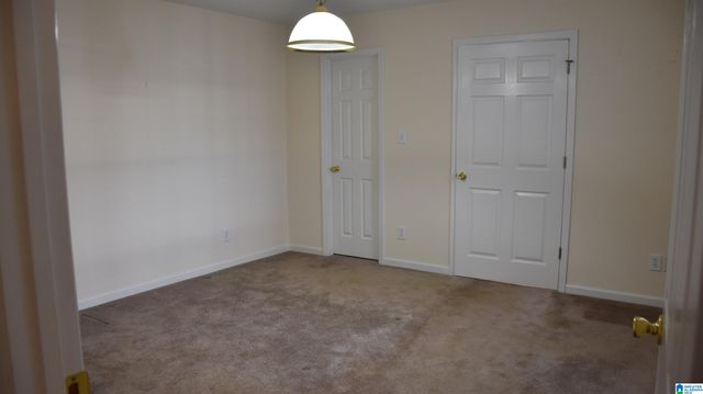 702 OLD ROCKFORD ROAD, Sylacauga, AL 35150