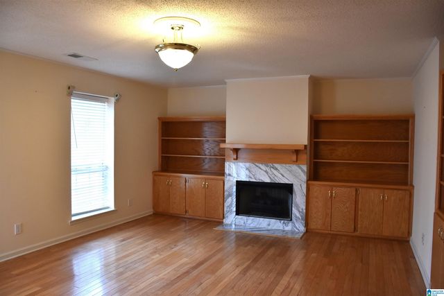 702 OLD ROCKFORD ROAD, Sylacauga, AL 35150