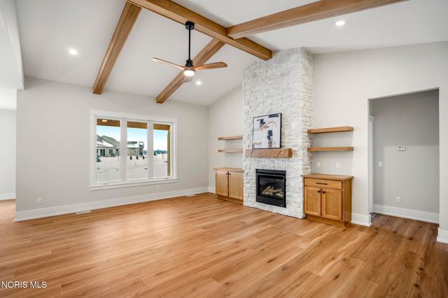 9233 Summer Song Lane, Sylvania, OH 43560
