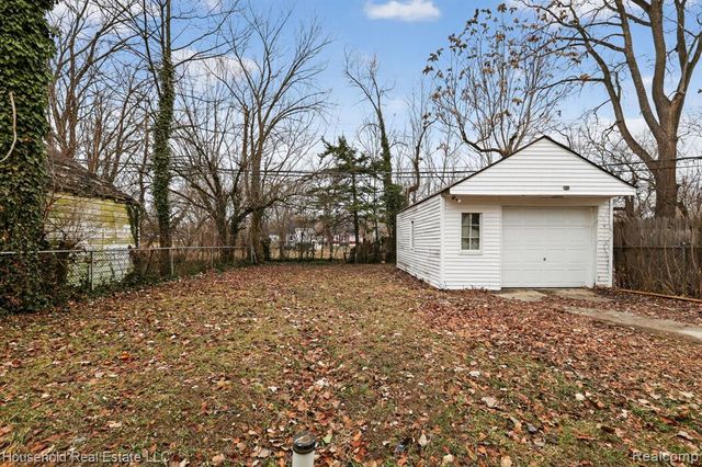 19427 Rosemont Avenue, Detroit, MI 48219