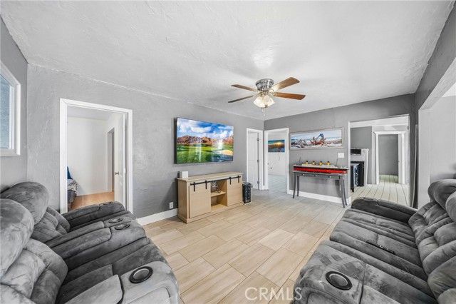 530 Park, Perris, CA 92570