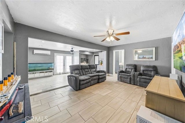 530 Park, Perris, CA 92570