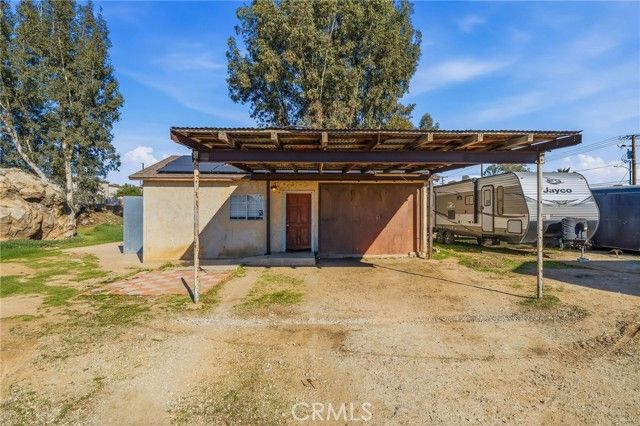 530 Park, Perris, CA 92570