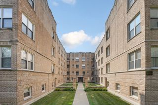 1631 W Chase Avenue 2H, Chicago, IL 60626