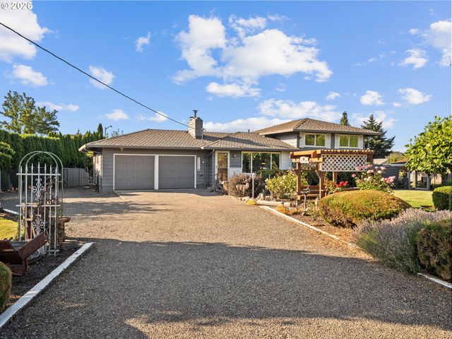 3329 Se HILLYARD Rd, Gresham, OR 97080