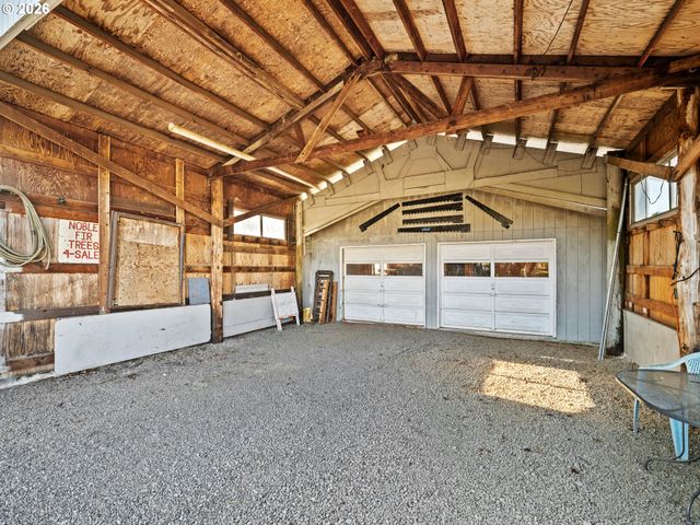 3329 Se HILLYARD Rd, Gresham, OR 97080