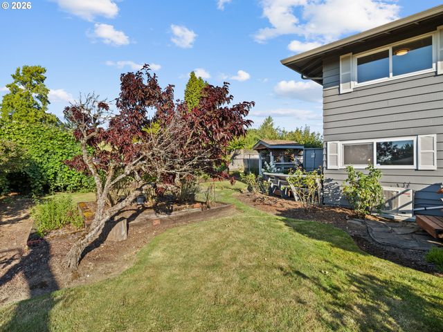 3329 Se HILLYARD Rd, Gresham, OR 97080