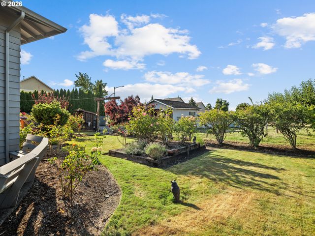 3329 Se HILLYARD Rd, Gresham, OR 97080