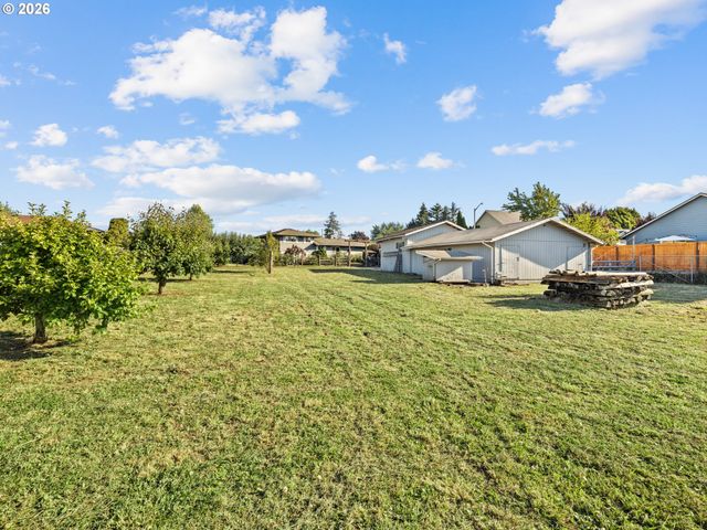 3329 Se HILLYARD Rd, Gresham, OR 97080