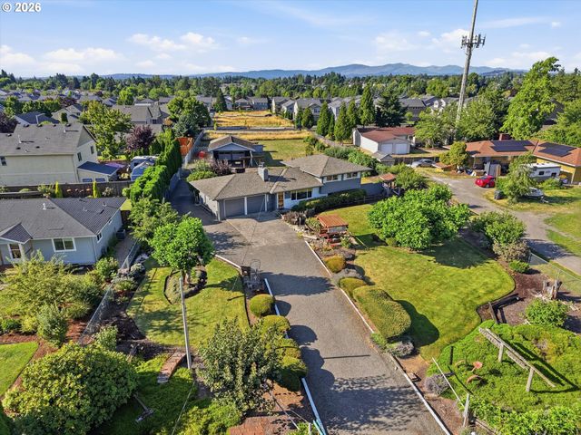 3329 Se HILLYARD Rd, Gresham, OR 97080