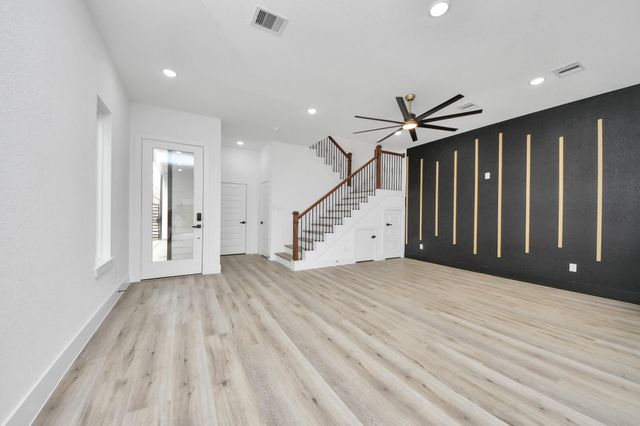 3524 Rebecca Street, Houston, TX 77021