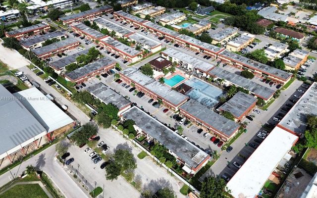 6500 SW 41st Ct 88, Davie, FL 33314