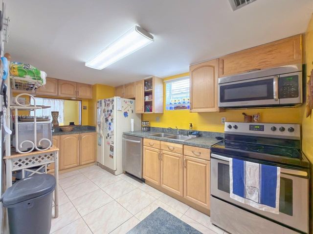 6500 SW 41st Ct 88, Davie, FL 33314