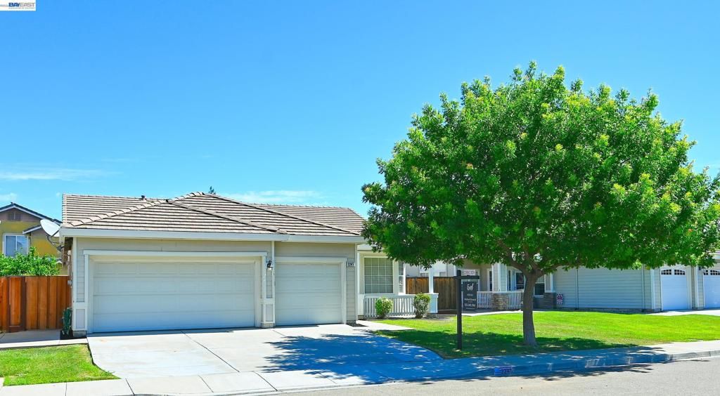 Image 1 of property listing at 2245 Sabrina Way, Tracy, CA 95377