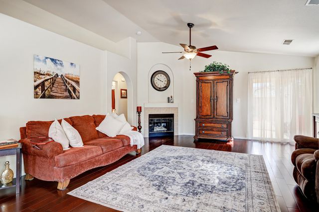 6315 Michelangelo Lane NW, Albuquerque, NM 87114