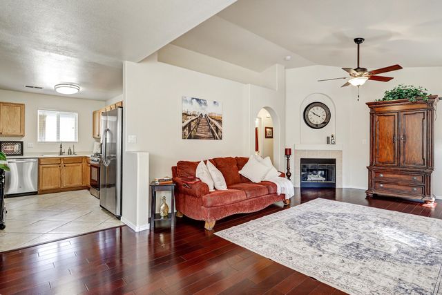 6315 Michelangelo Lane NW, Albuquerque, NM 87114