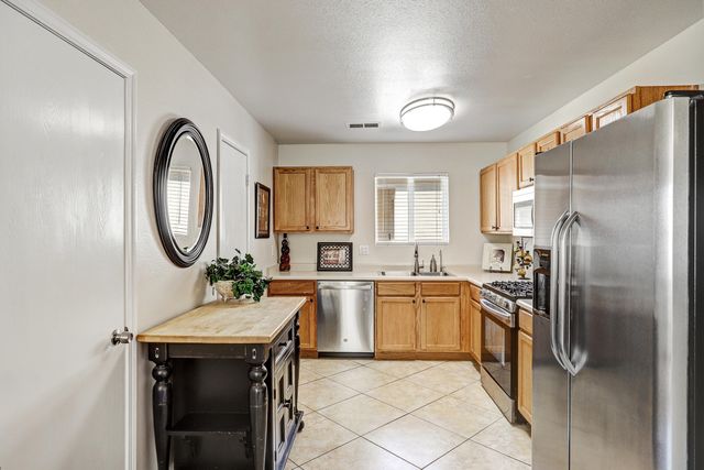 6315 Michelangelo Lane NW, Albuquerque, NM 87114