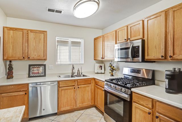 6315 Michelangelo Lane NW, Albuquerque, NM 87114