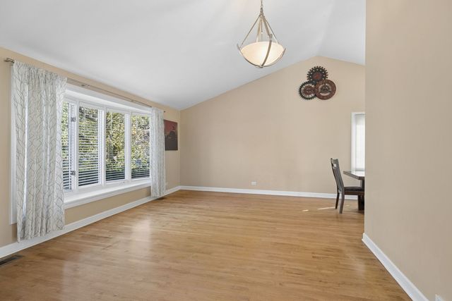 1613 Alamance Place, Downers Grove, IL 60516