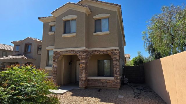 6621 W Shaw Butte Drive, Glendale, AZ 85304