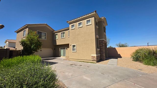 6621 W Shaw Butte Drive, Glendale, AZ 85304