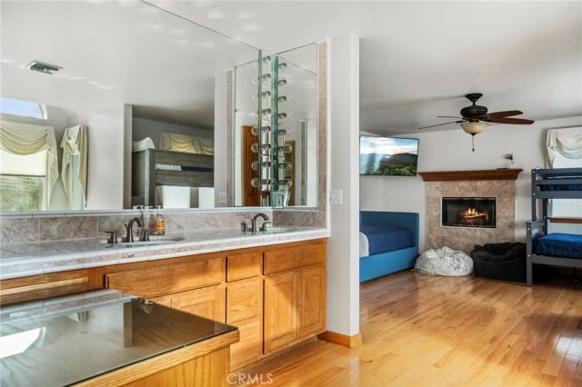 27516 W Shore, Lake Arrowhead, CA 92352