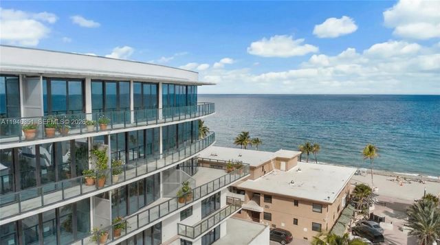 3319 N Ocean Drive 502, Hollywood, FL 33019