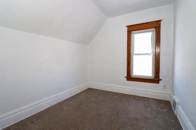 6320 25th AVENUE, Kenosha, WI 53143