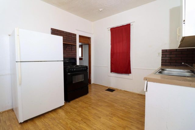 6320 25th AVENUE, Kenosha, WI 53143