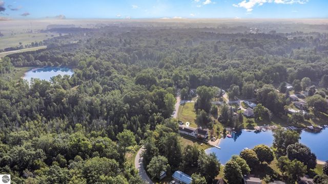 7746 Five Lakes Drive, Farwell, MI 48622