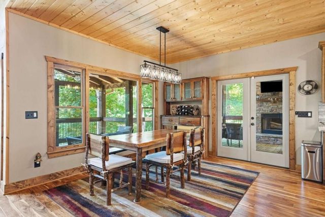 1252 Mountainside Parkway, Ellijay, GA 30536
