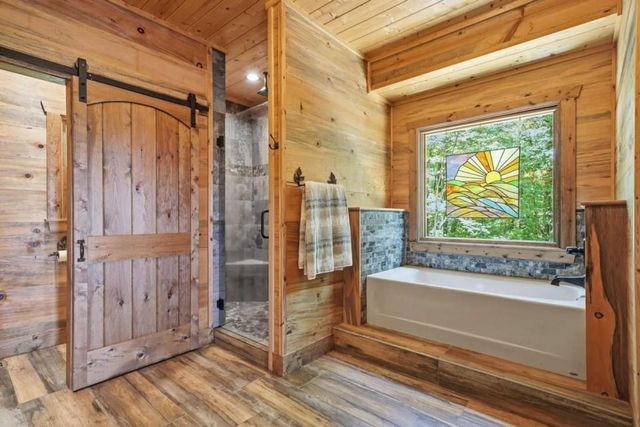 1252 Mountainside Parkway, Ellijay, GA 30536