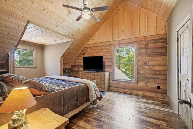 1252 Mountainside Parkway, Ellijay, GA 30536