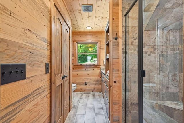 1252 Mountainside Parkway, Ellijay, GA 30536