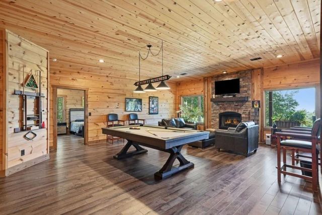 1252 Mountainside Parkway, Ellijay, GA 30536