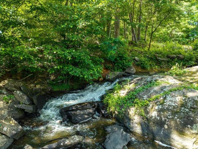 1252 Mountainside Parkway, Ellijay, GA 30536
