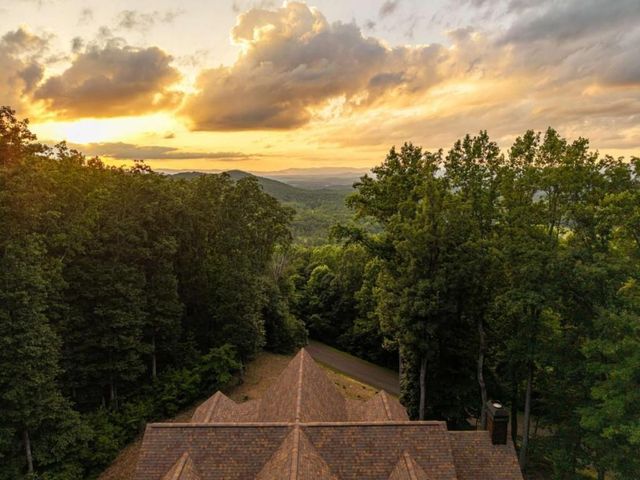 1252 Mountainside Parkway, Ellijay, GA 30536