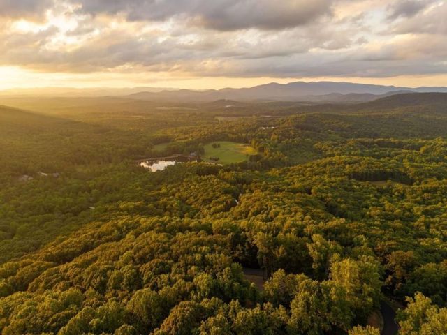 1252 Mountainside Parkway, Ellijay, GA 30536