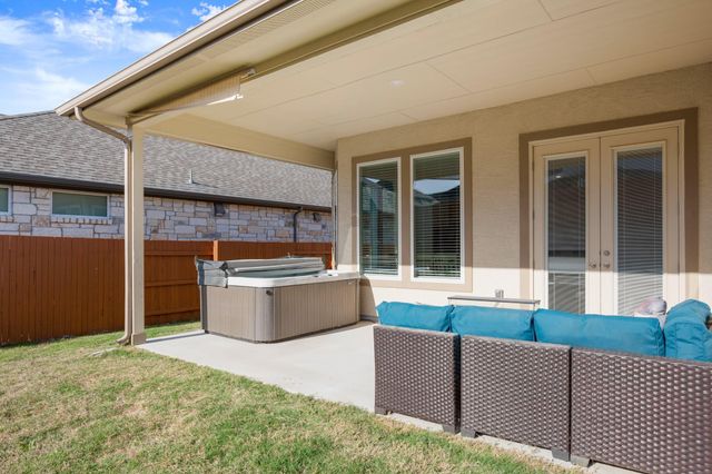 431 Wild Pecan LOOP, Buda, TX 78610